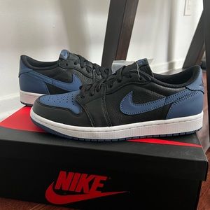 JORDAN 1 Low OG MYSTIC NAVY